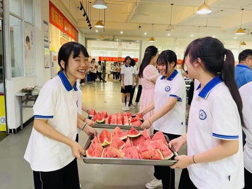 吃瓜今日更新学生校园,吃瓜今日新鲜事盘点