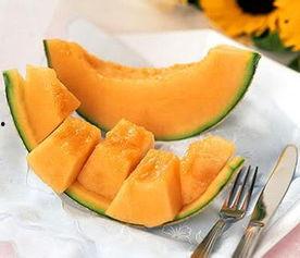 吃哈密瓜会黑吗,吃哈密瓜真的会变黑吗？