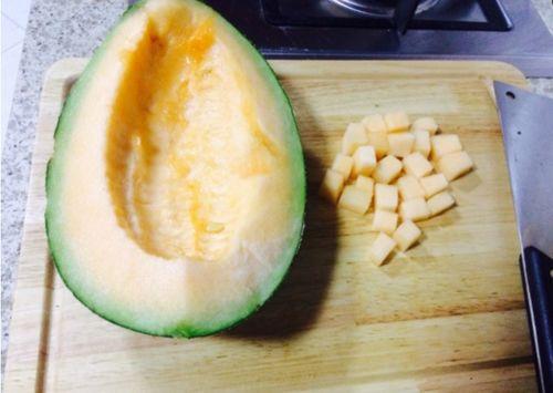 黑米和哈密瓜一起吃