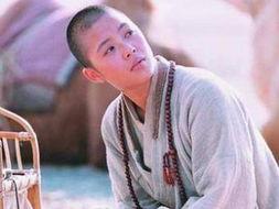 光头明星网红有哪些,盘点那些光头明星网红的时尚魅力