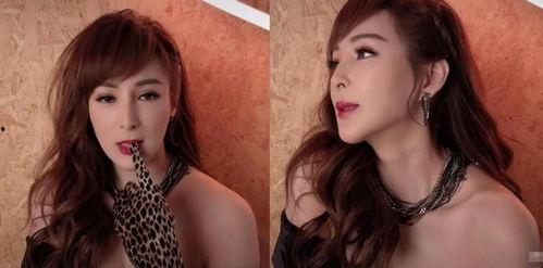 明星网红咬手玩具,明星网红纷纷打卡挑战