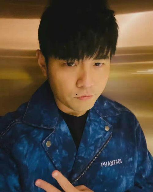 娱乐圈吃瓜周杰伦是谁啊,娱乐圈吃瓜界的焦点人物