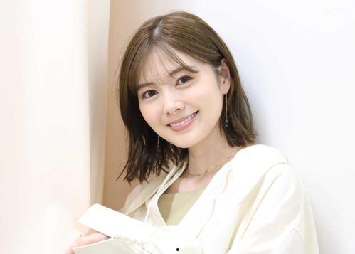 明星网红笑脸图片女,揭秘明星网红的甜美魅力瞬间”