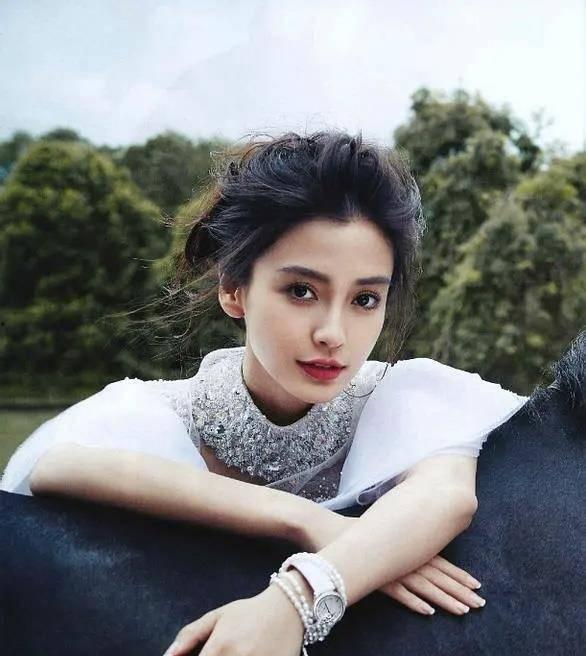 明星网红村奇欣